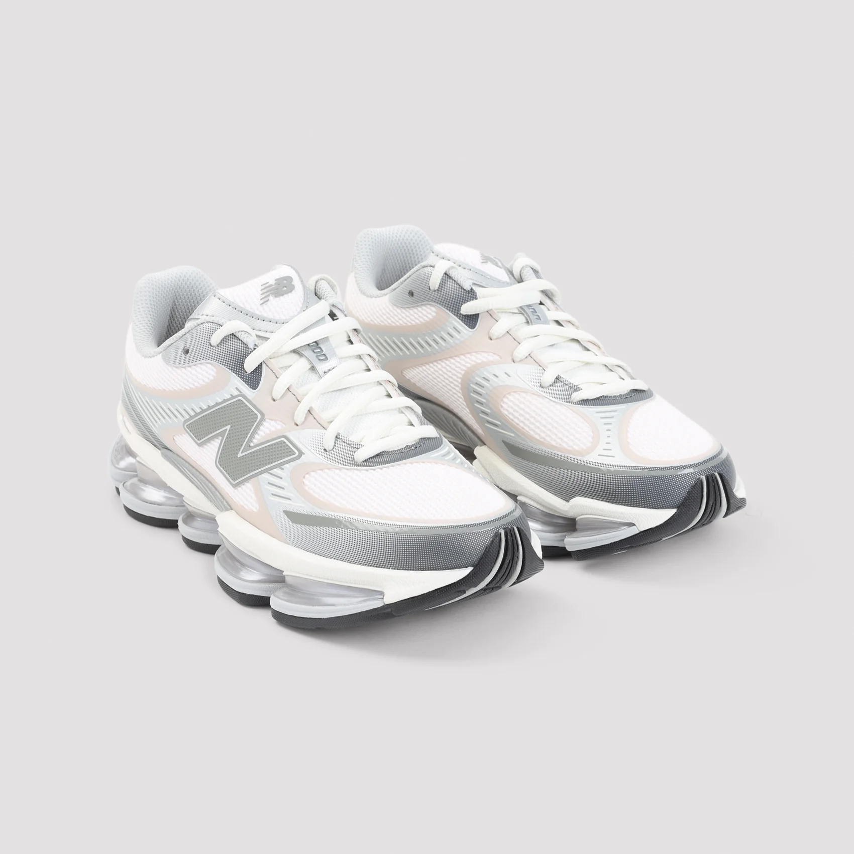 2000 SNEAKERS - Image 4