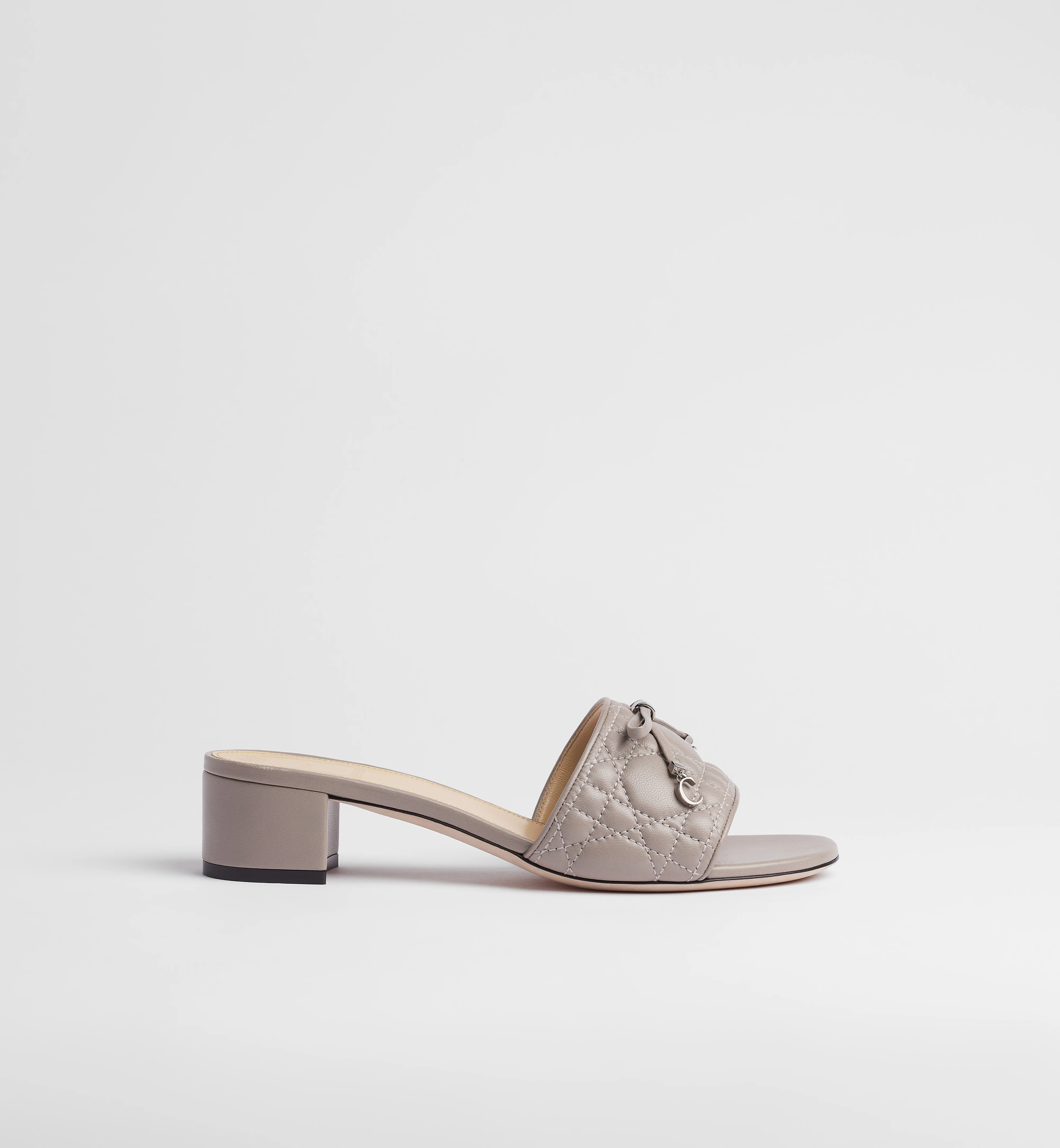 "Cannage Heeled Slide 35mm" heeled sandals