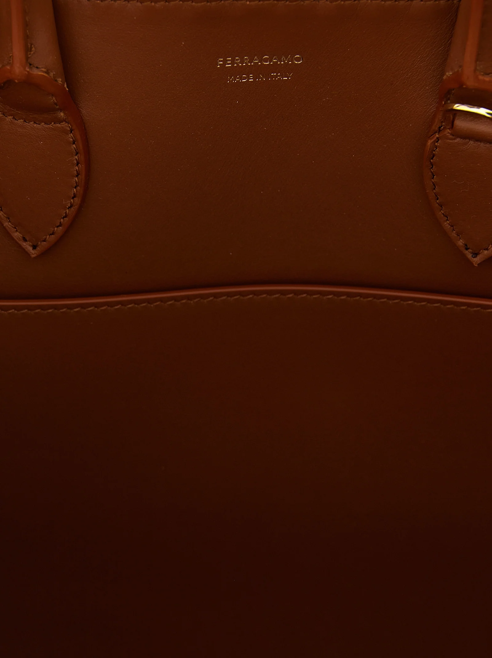'Hug Th S' handbag - Image 4