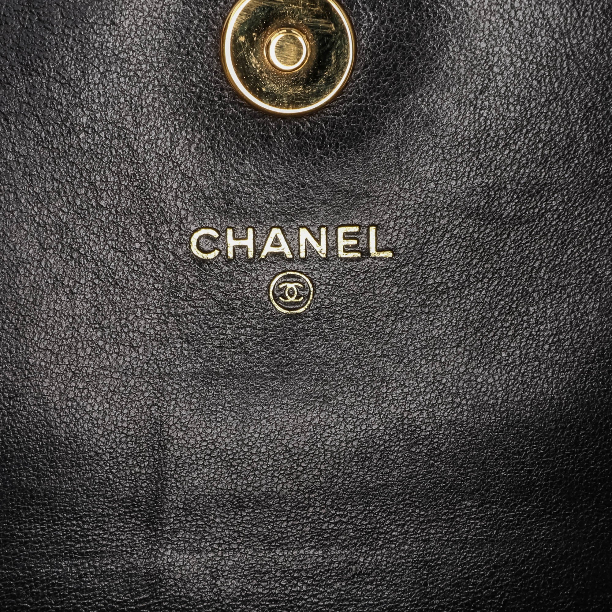 Paris Moscou Vinyl Moujik Clutch with Chain - Image 5