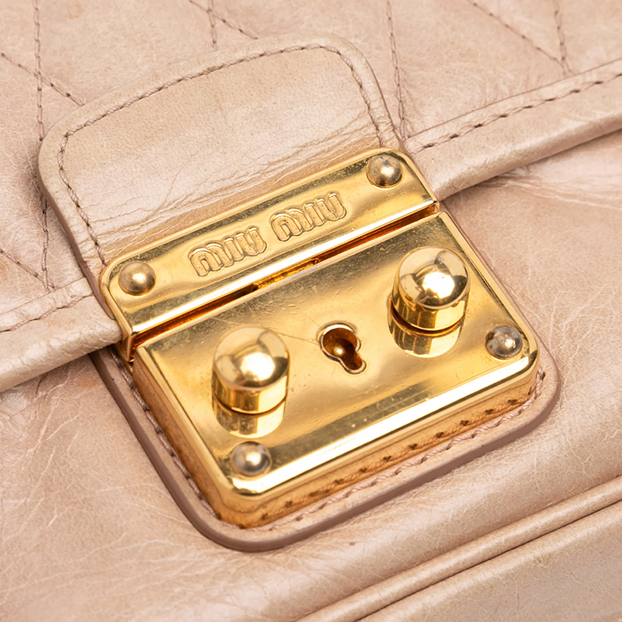 Quilted Leather Push Lock Flap - Image 5